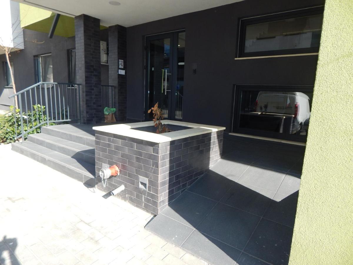 Phoenix Luxury Apartment Oradea Exterior photo